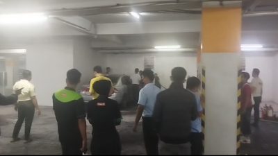 Mobil di Parkiran Kediri Mall Terbakar, Asal Api Masih Diselidiki