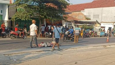 Pejalan Kaki di Jombang Tewas Usai Tertabrak Motor Matik Saat Menyebrang