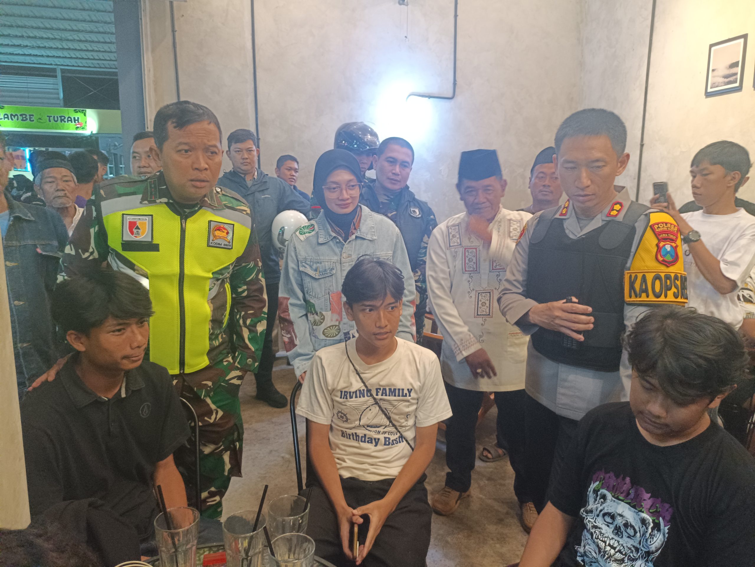 Patroli Skala Besar, Walikota Gandeng TNI-Polri Imbau Orang Tua Awasi Anak
