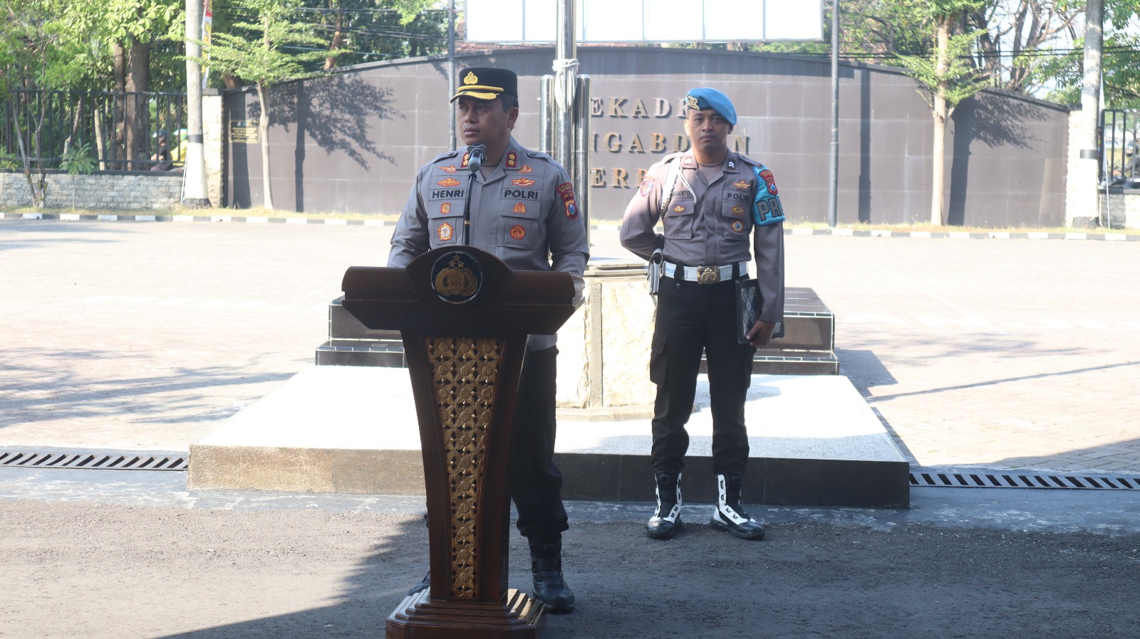 Kapolres Nganjuk, AKBP Henri Noveri Santoso, Presiden RI, kepolisian, penjarahan, perusakan, penyerangan, tindakan tegas terukur, konsolidasi