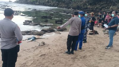 Mayat Misterius Ditemukan di Pantai Pangi, Warga Blitar Geger