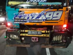 Pelajar 16 Tahun Tewas Usai Tabrak Truk Parkir di Purwoasri