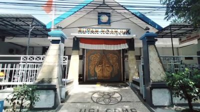 Nekat Selipkan Obat di BH, Wanita Ini Dilarang Kunjungan ke Rutan Nganjuk Selama Sebulan