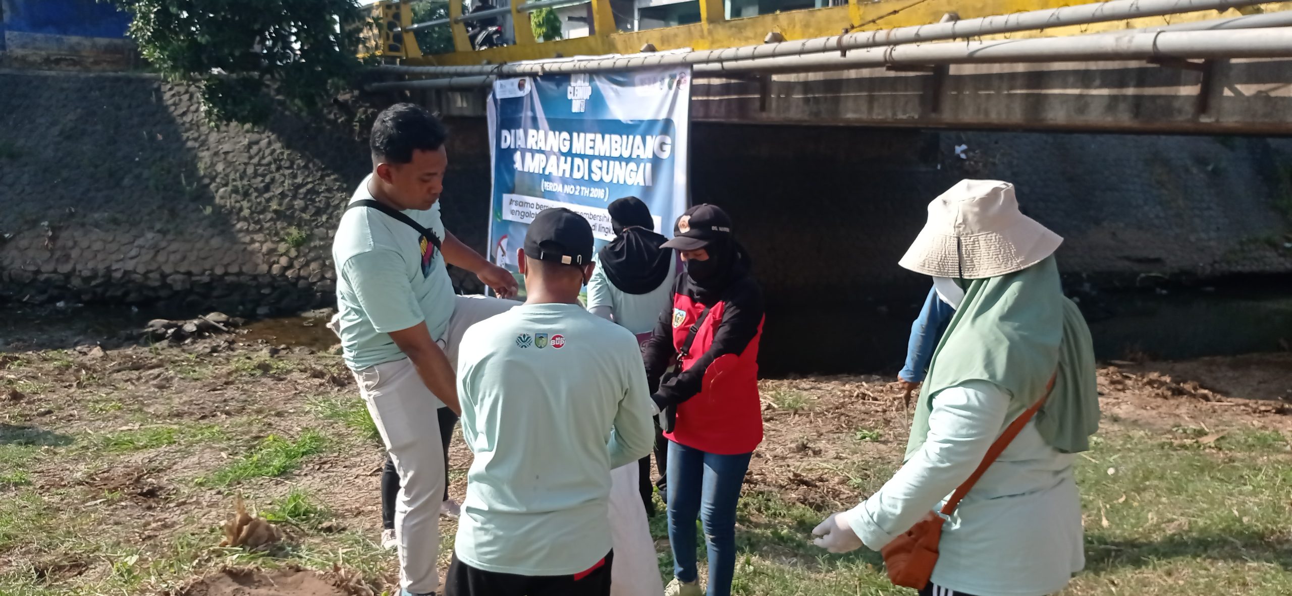 DLH Kediri Gencarkan Kampanye Sungai Bebas Sampah di Momen World Cleanup Day