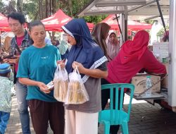 Gerakan Pangan Murah di Desa Sebet Plemahan Diserbu Warga