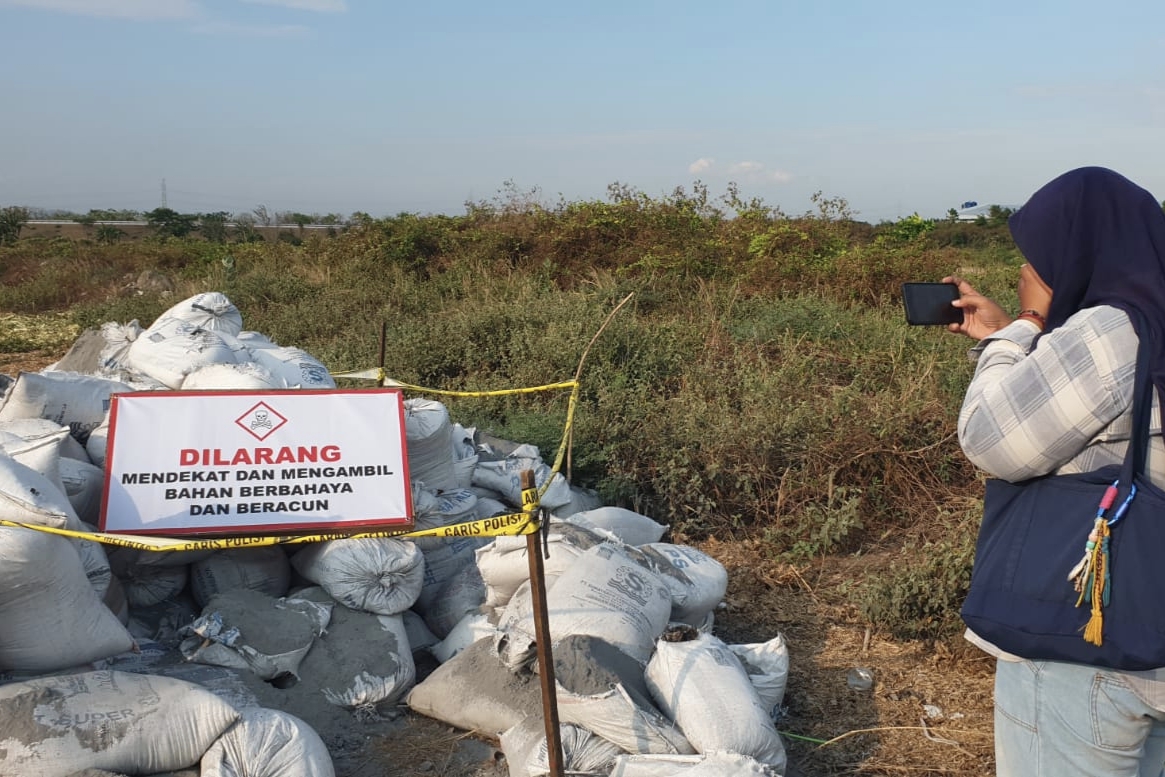 Limbah B3 di Nganjuk Meluas, Ribuan Karung Ditemukan di Delapan Lokasi