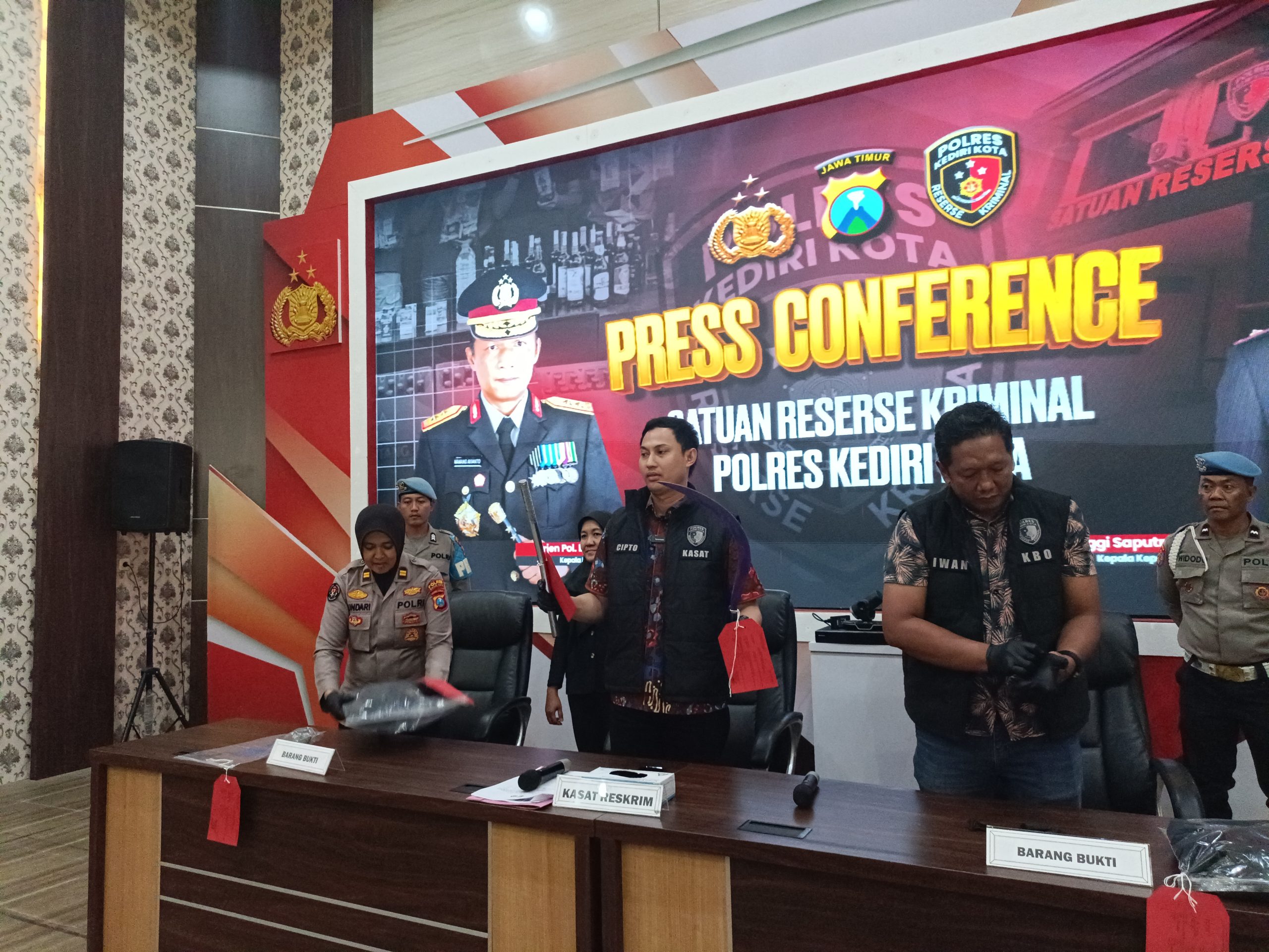 Pemuda di Kediri Jadi Korban Pembacokan Usai Pulang Ngopi, Lima Pelaku Diamankan