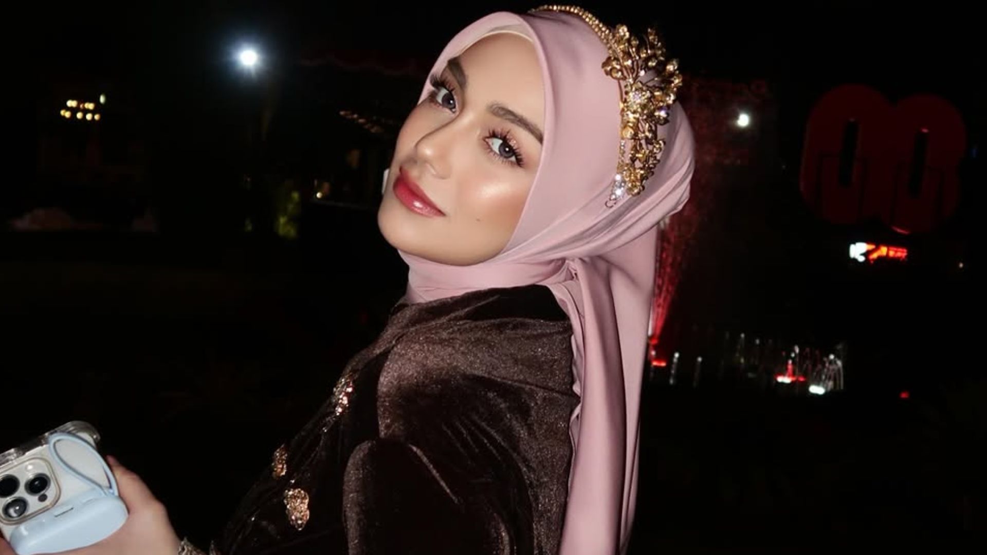 Aksi Heroik Celine Evangelista di Tengah Demo, Siaga Selamatkan Korban Terluka