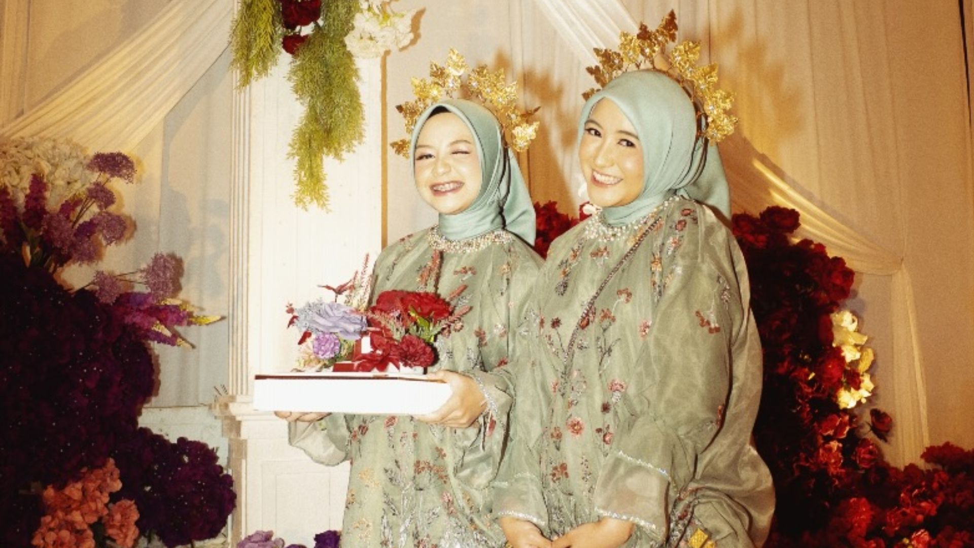 Curi Perhatian! Arafah Rianti dan Halda Kompak Jadi Bridesmaid di Pernikahan Feby Putri