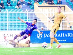 Kalah 1-0 dari Bhayangkara FC, Pelatih Persik Kediri Soroti Kinerja Wasit