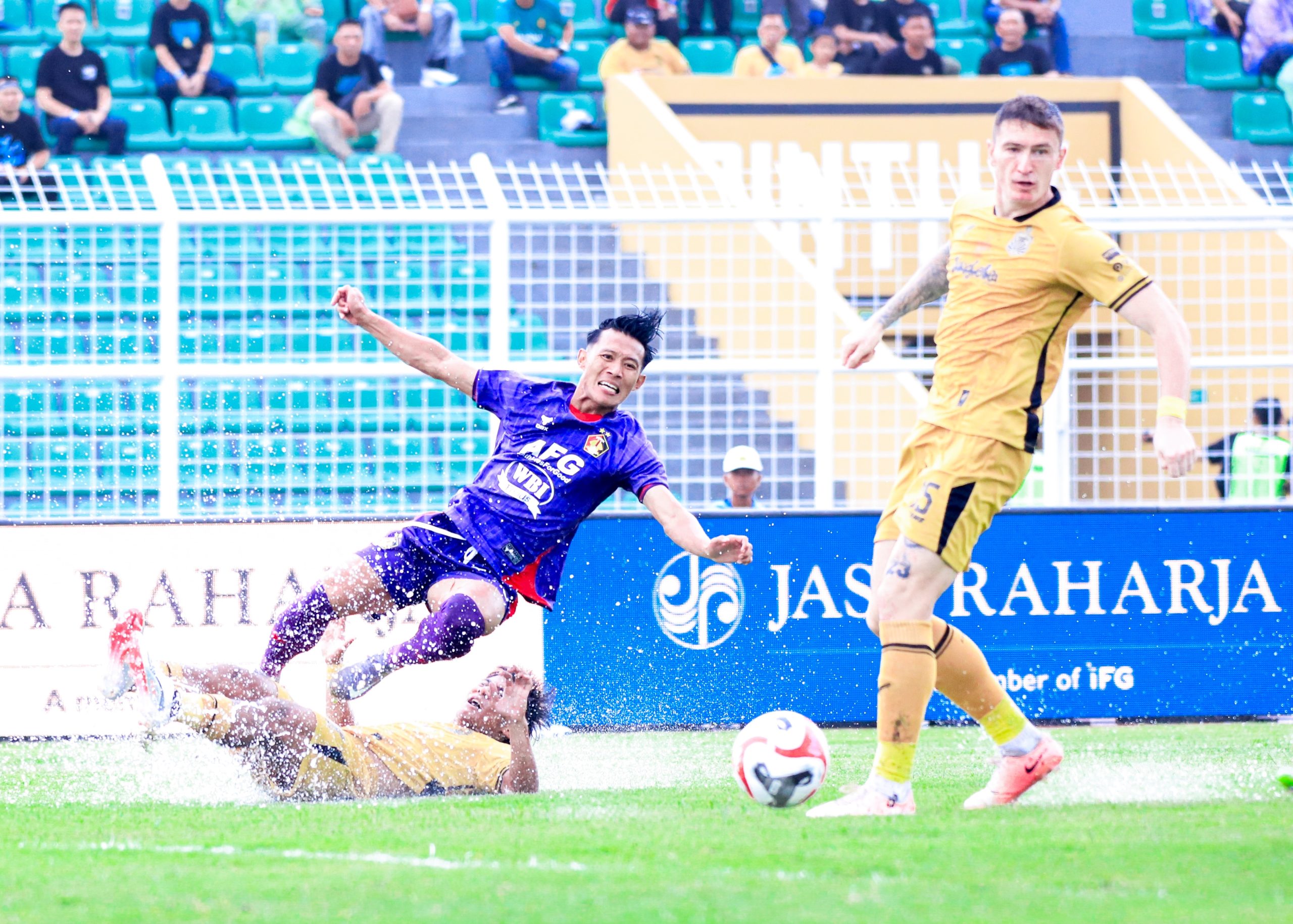 Kalah 1-0 dari Bhayangkara FC, Pelatih Persik Kediri Soroti Kinerja Wasit