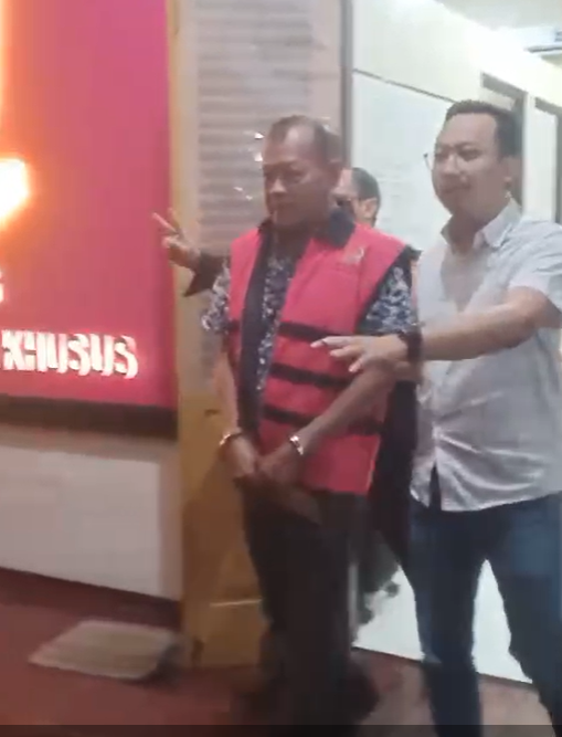 Mantan Kadis PUPR Blitar Ditahan