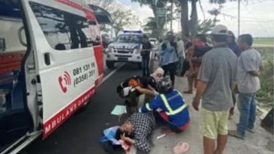 Dua Pemotor Terluka Usai Tabrakan dengan Truk di Sukomoro