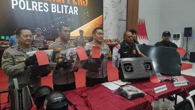 Polisi Amankan  41 Orang dalam Kasus Perusakan Kantor DPRD Kabupaten Blitar, Tapi Hanya Sembilan yang Ditahan