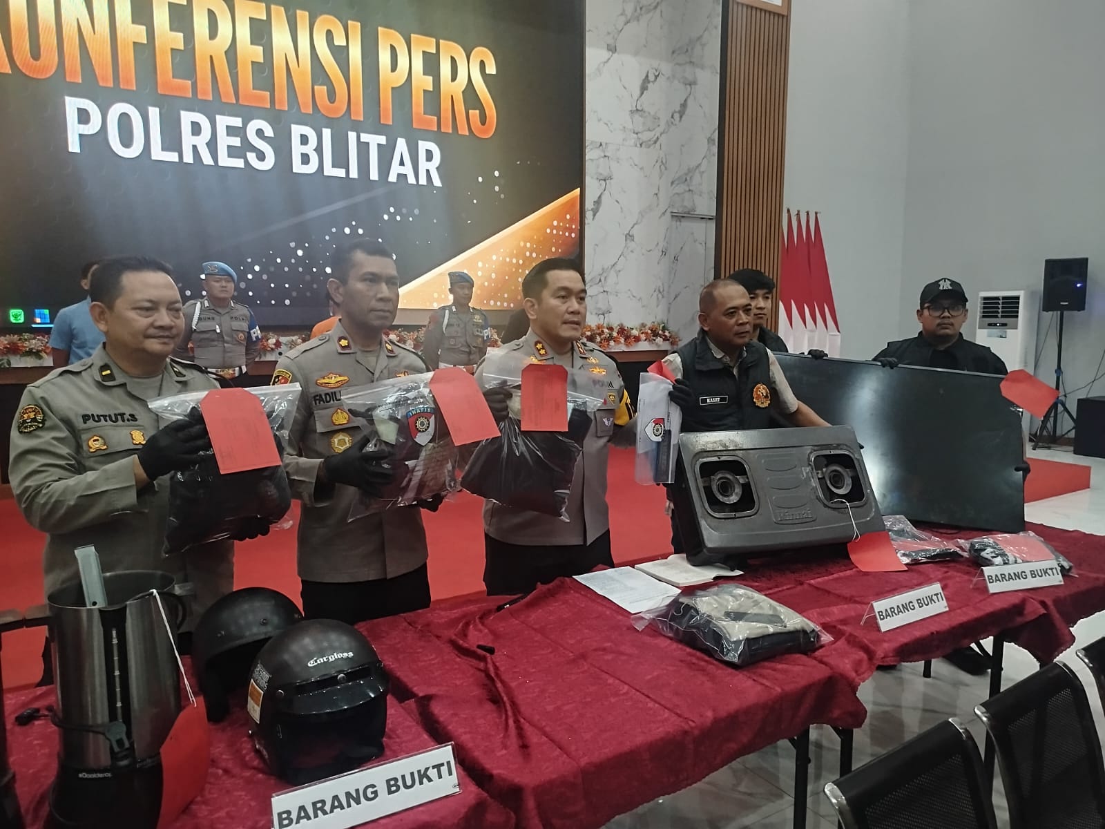 Kasus Perusakan Kantor DPRD Kabupaten Blitar,