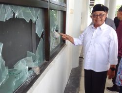 Sehari Setelah Kerusuhan, DPRD Kabupaten Blitar Diperkirakan Rugi Miliaran Rupiah