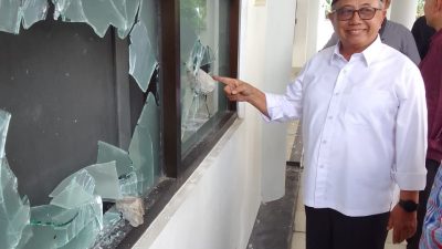 Sehari Setelah Kerusuhan, DPRD Kabupaten Blitar Diperkirakan Rugi Miliaran Rupiah