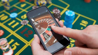 Ratusan Penerima Bansos di Blitar Dicoret, Terindikasi Gunakan Dana untuk Judi Online