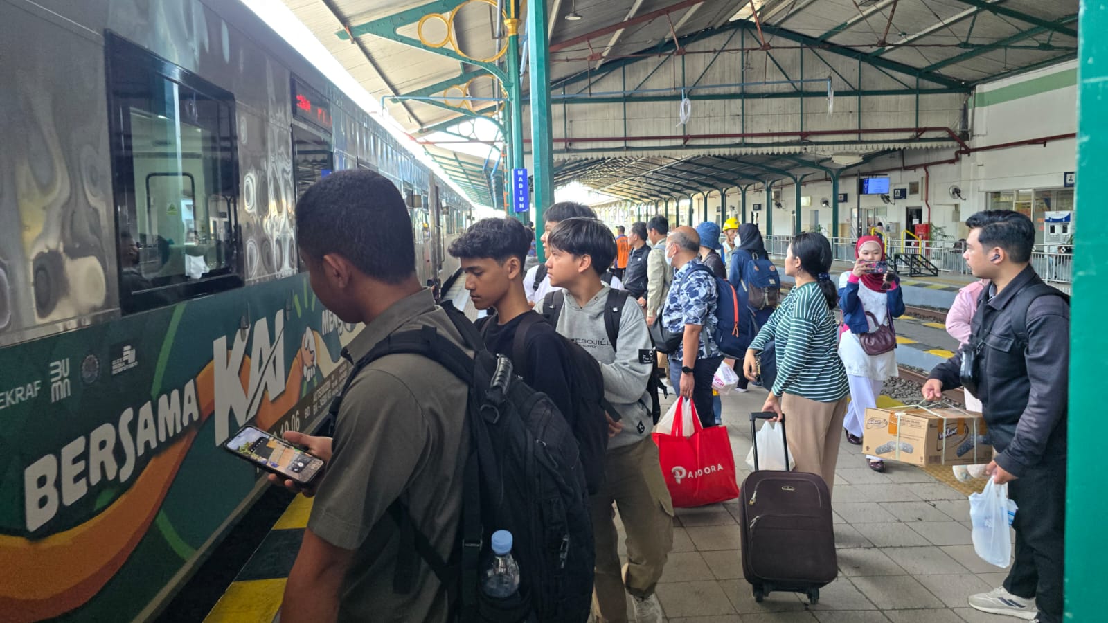 Penumpang KAI Daop 7 Madiun Naik 29 Persen Jelang Libur Panjang Maulid Nabi