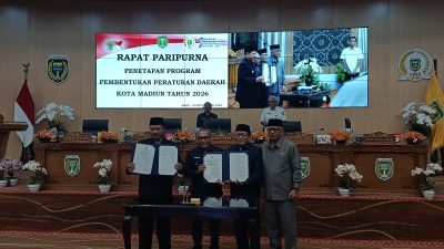 perda tentang perlindungan masyarakat dari jeratan rentenir.