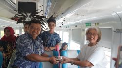 KAI Daop 7 Madiun Peringati Hari Batik Nasional, Penumpang Dapat Kejutan di Kereta