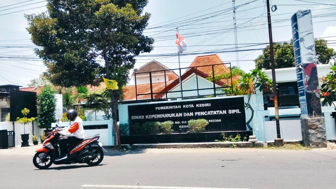 Sebanyak 7.900 Pernikahan di Kota Kediri Belum Tercatat, Dispendukcapil Lakukan Jemput Bola