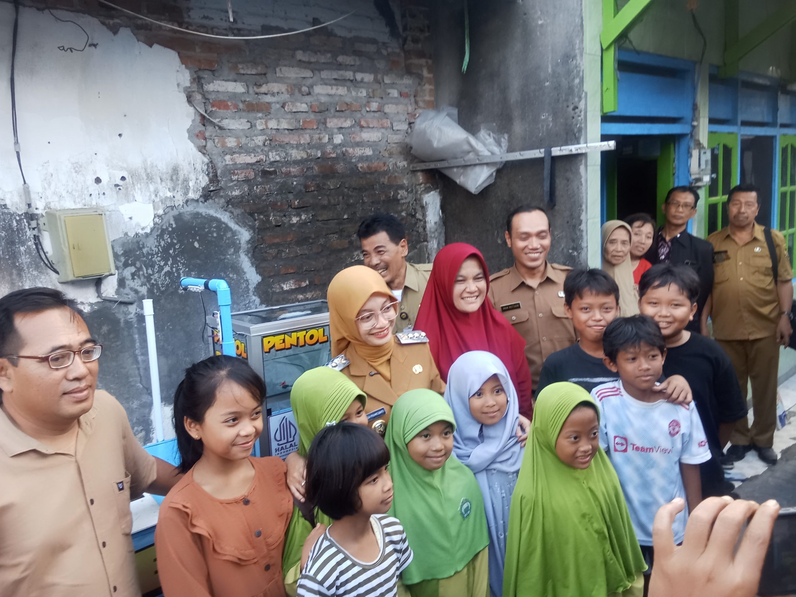 Wali Kota Kediri Pastikan Pelajar Kurang Mampu Dapat Sekolah Gratis hingga Lulus