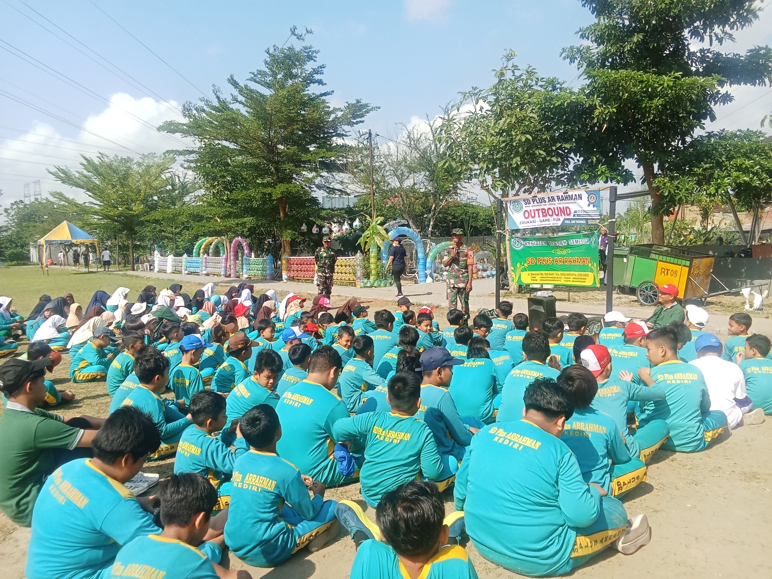 Tumbuhkan Disiplin dan Nasionalisme, SD Ar Rahman Kediri Gelar Pembinaan Karakter Bersama TNI