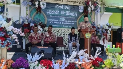 MTsN 2 Lamongan Meriahkan Hari Santri Nasional 2025 Lewat Festival Al Banjari