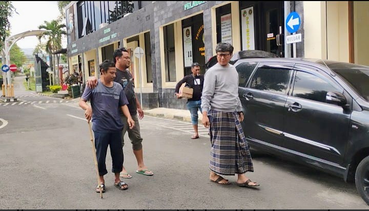 Polisi Amankan Penyebar Video Syur Guru TPQ di Ngawi, Kasus Viral Asal Batu Terungkap