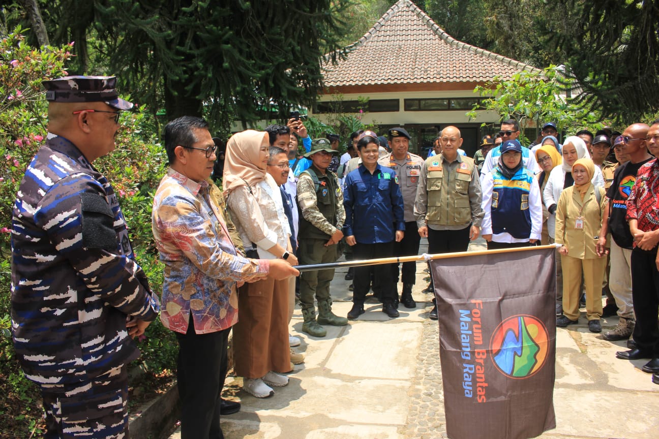 Kick Off Susur Brantas 2025, Wali Kota Batu Ajak Jaga Hulu hingga Hilir Secara Bersama