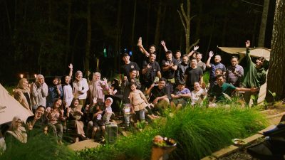 Puluhan Kreator YouTube Jatim Nikmati Kebersamaan Glamping di Tanarasa Coban Putri Batu