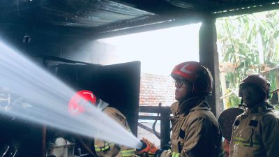 Dapur Warga di Sumberjo Batu Ludes Terbakar, Diduga Akibat Kelalaian Saat Menyalakan Tungku