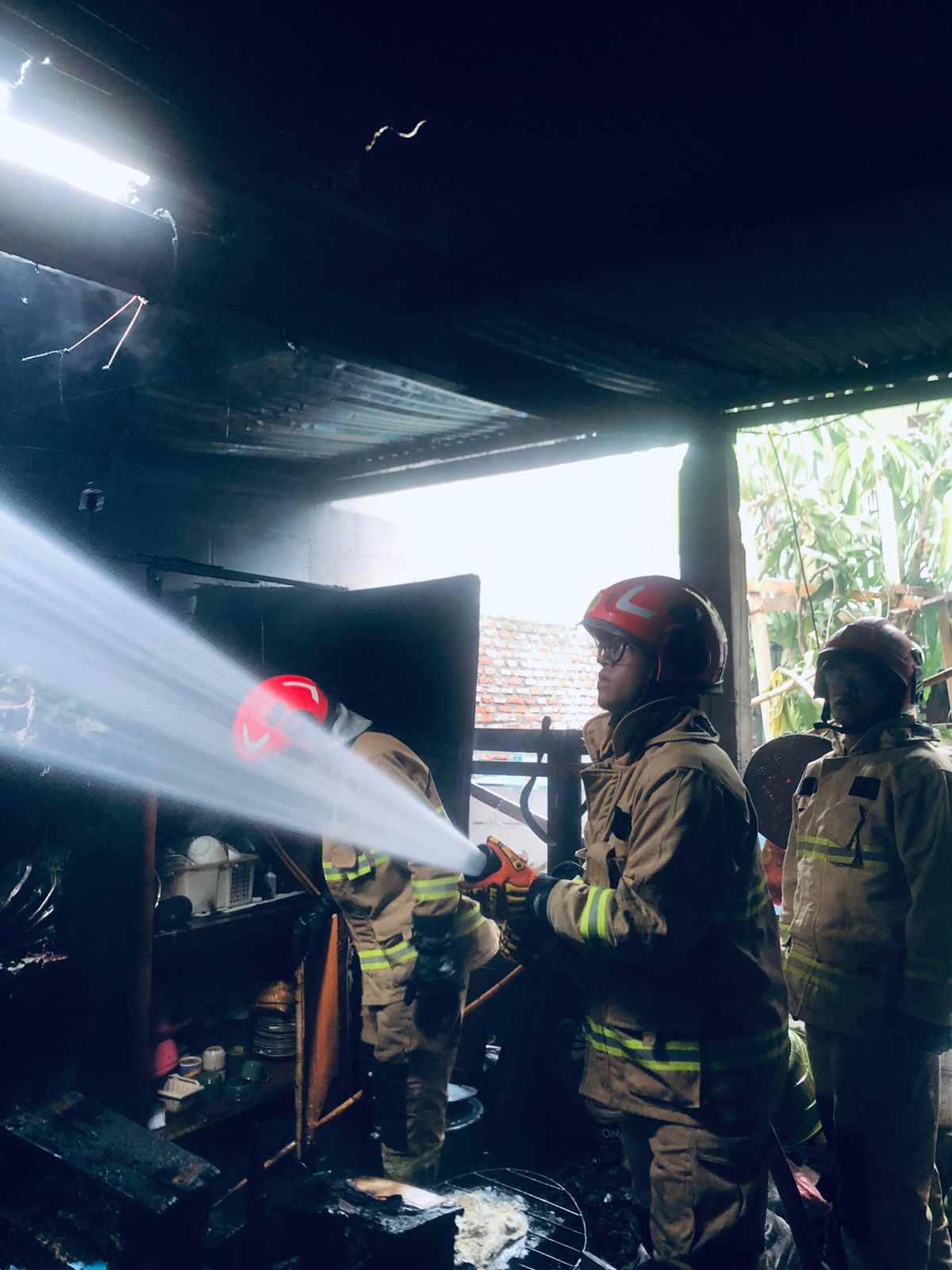 Dapur Warga di Sumberjo Batu Ludes Terbakar, Diduga Akibat Kelalaian Saat Menyalakan Tungku