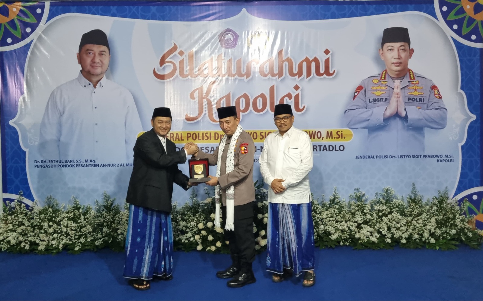 Kapolri Sigit Kunjungi Ponpes An-Nur 2 Malang, Jalin Silaturahmi dengan Para Kiai dan Santri