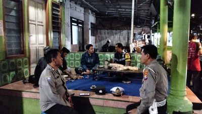 Polsek Kediri Kota Sambangi Pos Kamling, Ajak Warga Aktif Ronda Demi Keamanan Lingkungan