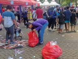 We Are Persikmania The Real Purple Galang Aksi Bersih-Bersih di Jalan Sehat HUT KONI ke-87