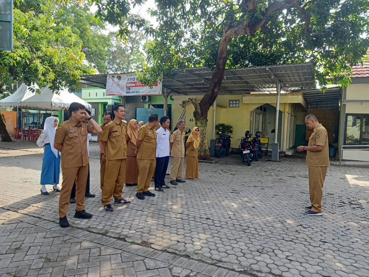 Lurah Baru Banjaran Rudi Winarno Grecep, Bangun Disiplin Lewat Apel Pagi Bersama Staf