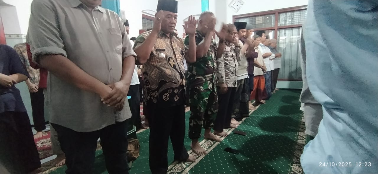 Jumat Berkah, Tiga Pilar Mojoroto Keliling Masjid: Wujud Sinergi Pemerintah, TNI, Polri, dan Warga Kediri