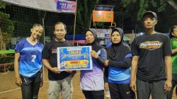 Jamsaren Raih Gelar Juara Turnamen Voli Putri PKK se-Kecamatan Pesantren