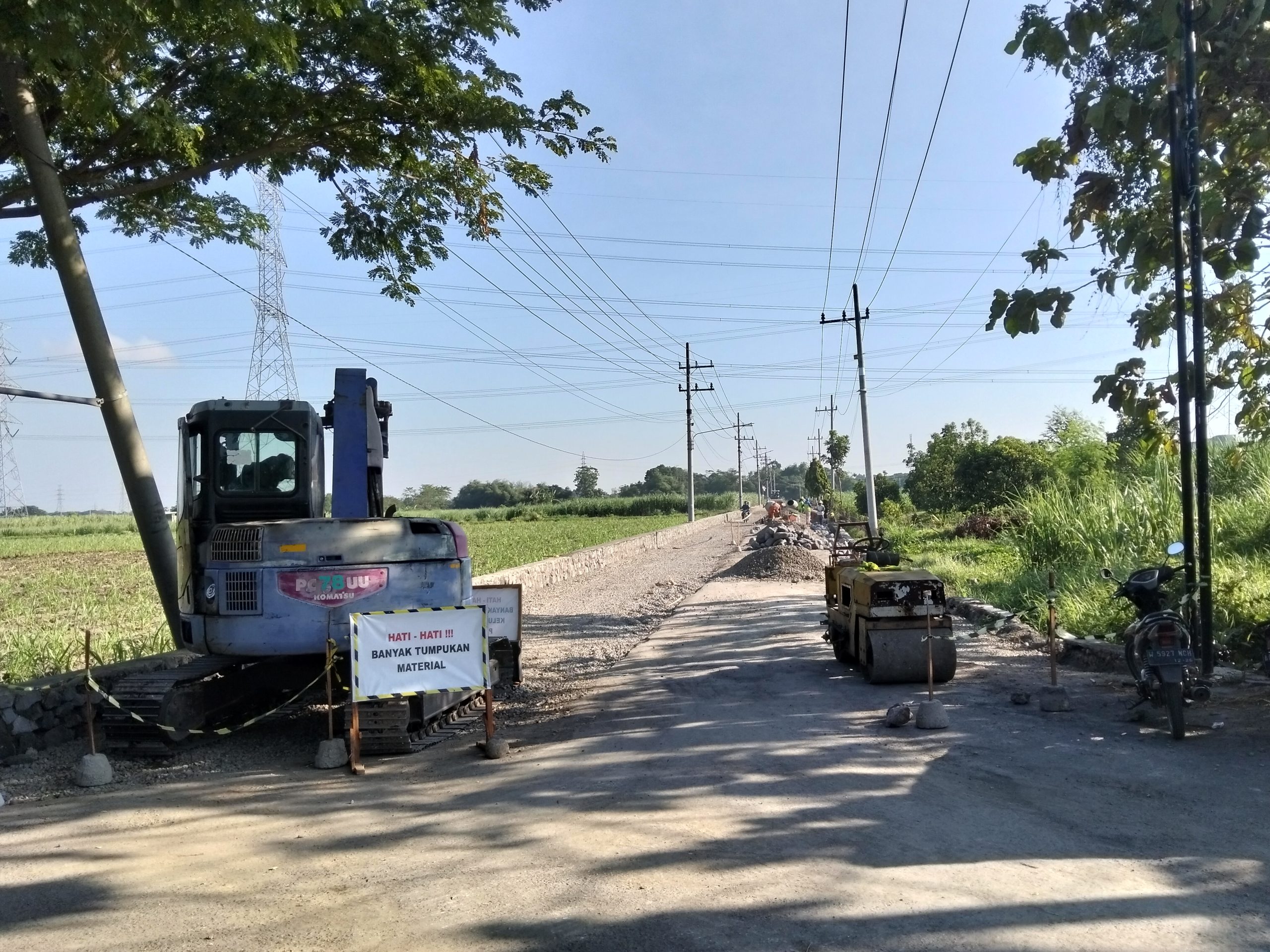 Perbaikan Jalan Penghubung Kleco Betet Dikebut, Permudah Mobilitas Warga dan Akses Sekolah di Kecamatan Pesantren