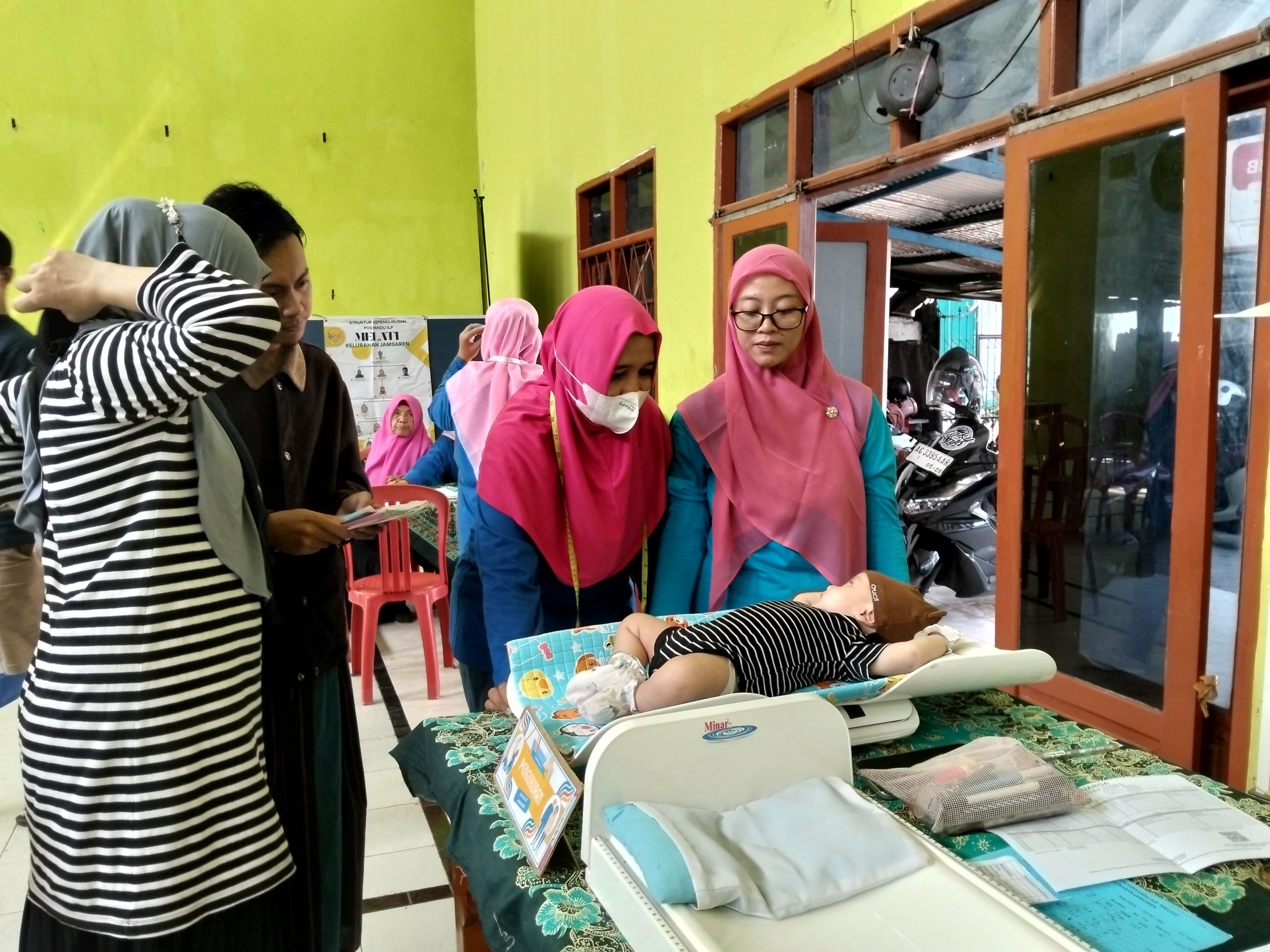 Posyandu ILP Melati Jamsaren Gencarkan Upaya Pencegahan DBD di Musim Pancaroba