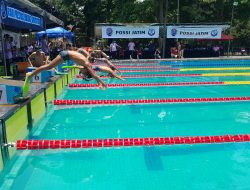 Ratusan Pelajar Ramaikan Kejurprov Finswimming Walikota Cup I di Kediri