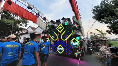 Sebanyak 11 Sound Horeg Guncang Pawai Budaya Kelurahan Tempurejo, Kota Kediri