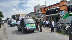 Ribuan Warga Meriahkan Pawai Ta’aruf MWCNU Wates dalam Peringatan Hari Santri 2025