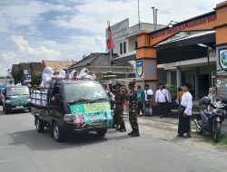 Ribuan Warga Meriahkan Pawai Ta’aruf MWCNU Wates dalam Peringatan Hari Santri 2025