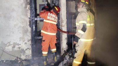 Akibat Korsleting Listrik, Rumah Warga Kauman, Nganjuk Ludes Terbakar