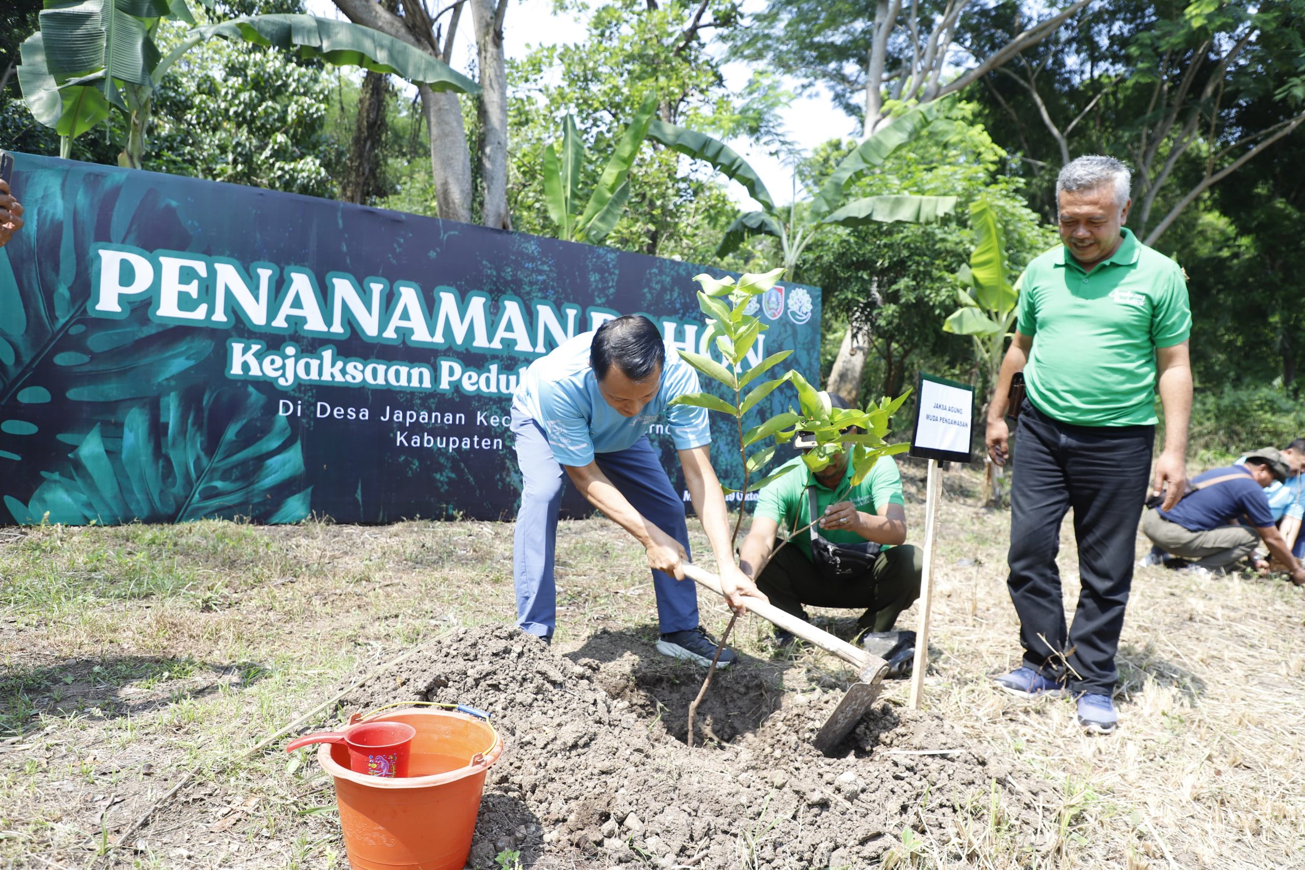 Pemkab Jombang dan Kejaksaan Agung Tanam Pohon di Sumberboto, Perkuat Gerakan Hijau Berkelanjutan