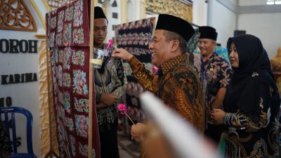 Santri SMP Al Furqan MQ Tebuireng Unjuk Inovasi, Dari Robotik hingga Batik “BadongQ” Dapat Apresiasi Wabup Jombang