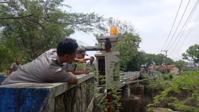 BPBD Ponorogo Terima Tambahan Alat Pendeteksi Banjir dari Provinsi, Dipasang di Desa Kalimalang